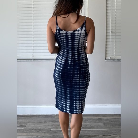 Tie Dye Fitted Dress - Picture 2 of 3